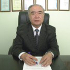 Oftalmolog Komilov Xolidjon Maxamadjonovich