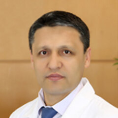 Bosh shifokor. Urolog Raxmonov Oybek Maxammadmuidinovich