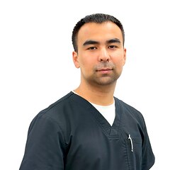 Врач интервенционный хирург Маьруфходжаев Маьруфхон Ильхомович