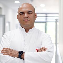 Врач Хирург Мухамедкаримов Алишер Кабилджанович
